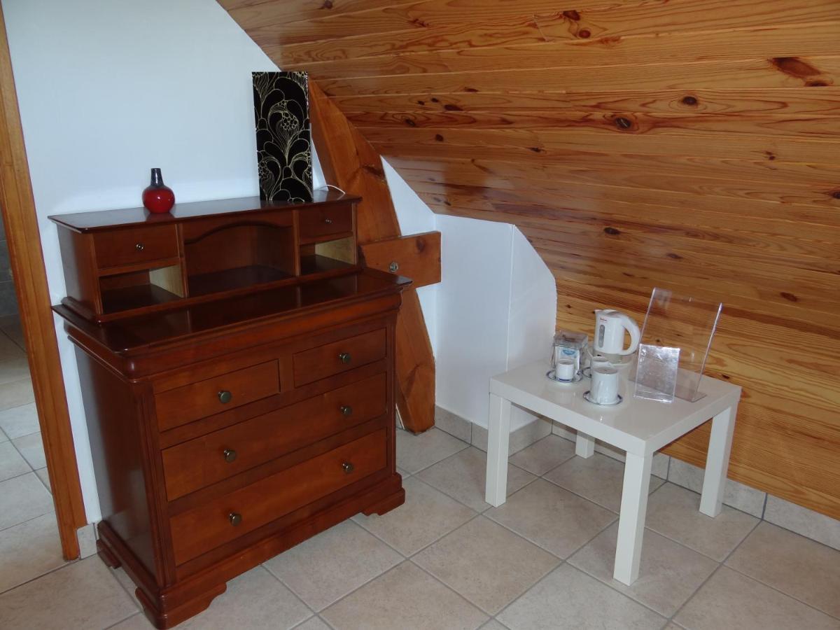 Le Nid D'Hirondelles - Chambres D'Hotes Plougoumelen Zewnętrze zdjęcie